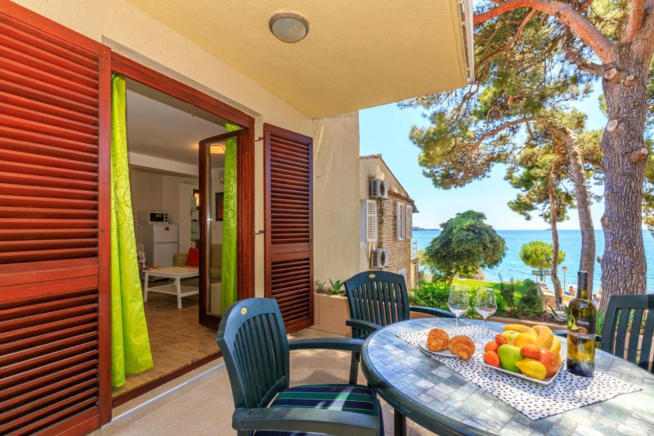 Al Mare Apartments Rovinj Extérieur photo