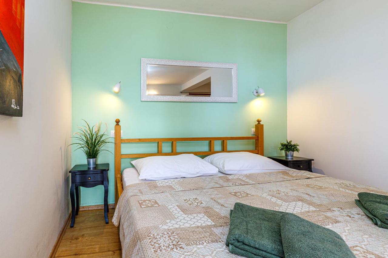 Al Mare Apartments Rovinj Extérieur photo