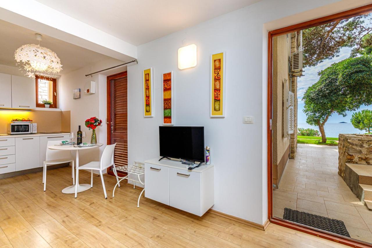 Al Mare Apartments Rovinj Extérieur photo